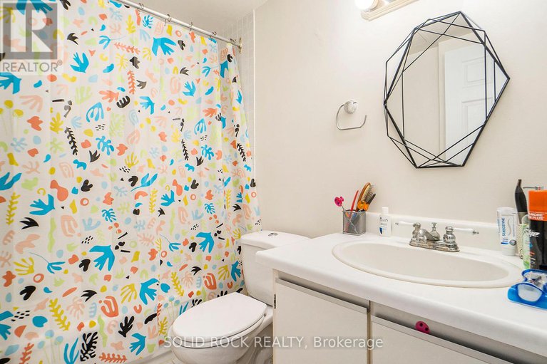 28395432/108-2871-richmond-road/britannia-heights/ottawa/ontario/K2B8M5_12