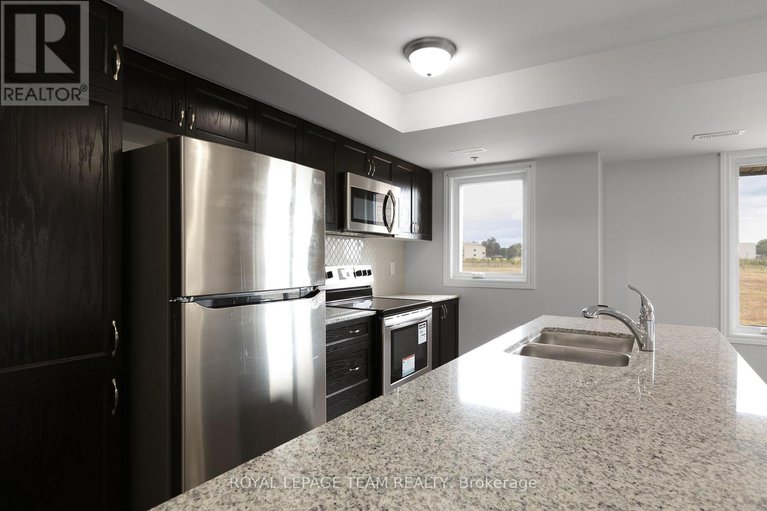 28814847/75-563-ozawa-private/cfb-rockcliffe-and-area/ottawa/ontario/K1K4Z9_9