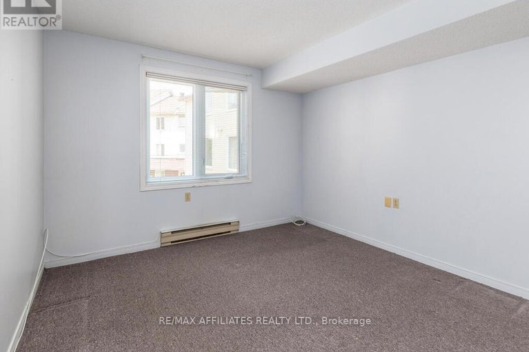 28469653/230-848-seyton-drive/westcliffe-estates/ottawa/ontario/K2H9G6_22