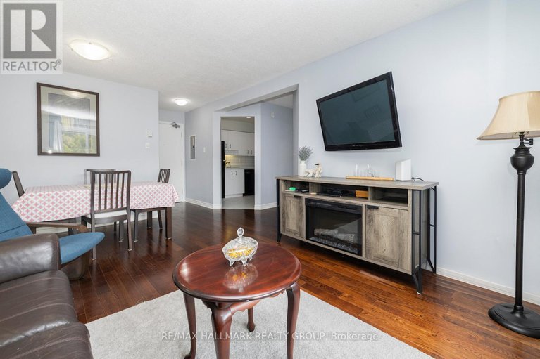 28773120/203-345-centrum-boulevard/bilberry-creekqueenswood-heights/ottawa/ontario/K1E3W9_5