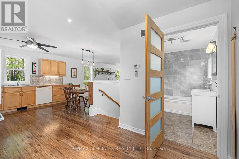 28840337/709-drummond-concession-5b-road/drummond-n-elmsley-drummond-twp/drummondnorth-elmsley/ontario/K7H3C8_33