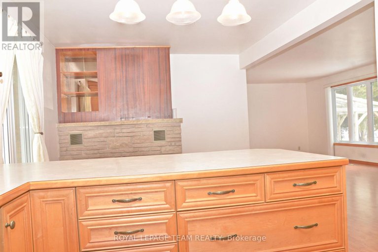 29471495/5740-carman-road/south-dundas-matilda-twp/south-dundas/ontario/K0E1K0_8