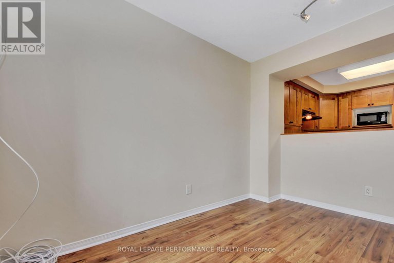 29322609/125-windswept-private/riverside-southgloucester-glen/ottawa/ontario/K1V0Z4_9