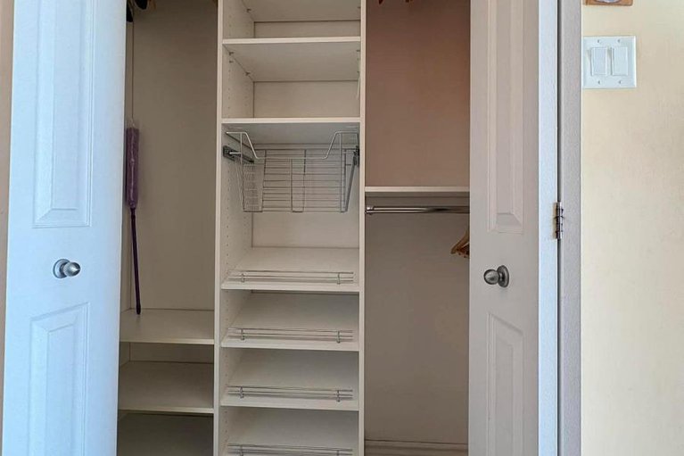 29288641/401-205-bolton-street/lower-townbyward-market/ottawa/ontario/K1N1K7_29