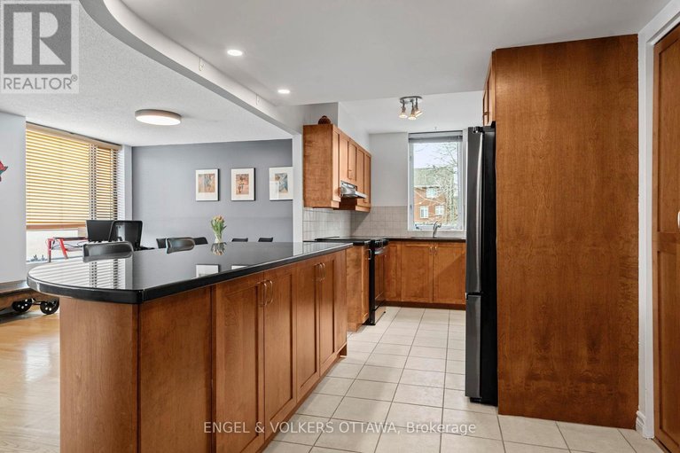 29479998/207-10-main-street/ottawa-east/ottawa/ontario/K1S1M9_9