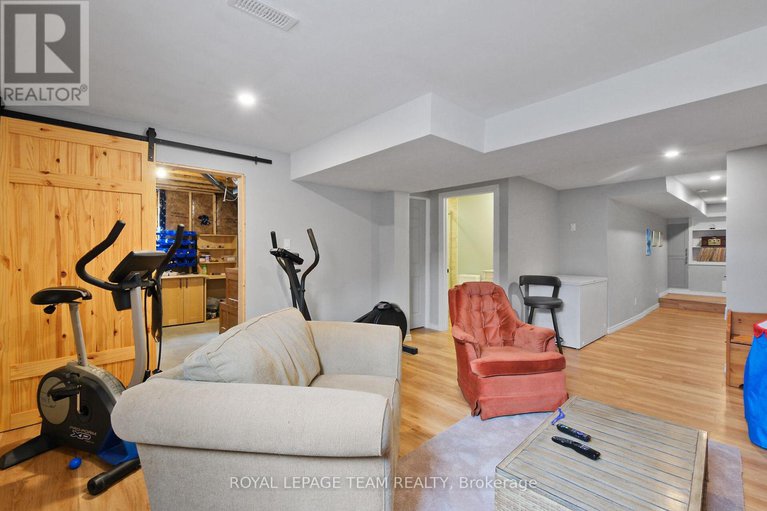 28427098/240-boyd-street/carleton-place/carleton-place/ontario/K7C0H3_40