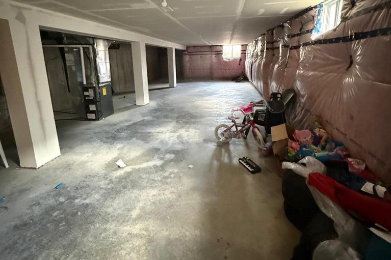 29436230/294-zenith-private/half-moon-bay/ottawa/ontario/K2J6N2_25