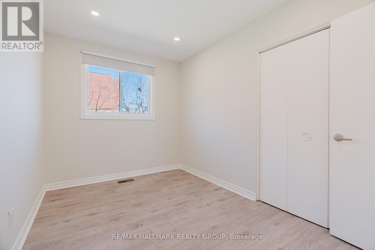 29626483/17-wolmsley-crescent/meadowlandscrestview/ottawa/ontario/K2G1J3_11