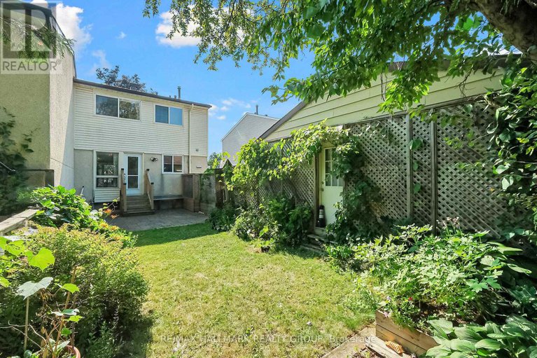 28678451/1089-barwell-avenue/fairfield-heights/ottawa/ontario/K2B8H4_34