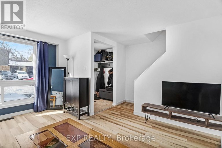 29214218/1a-vanessa-terrace/pheasant-run/ottawa/ontario/K2J1Y2_5