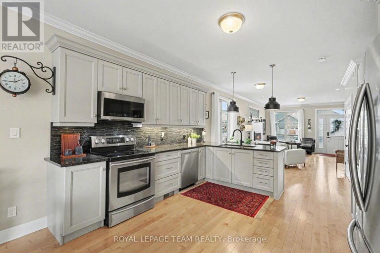 29467531/24-galens-way/kemptville/north-grenville/ontario/K0G1J0_11