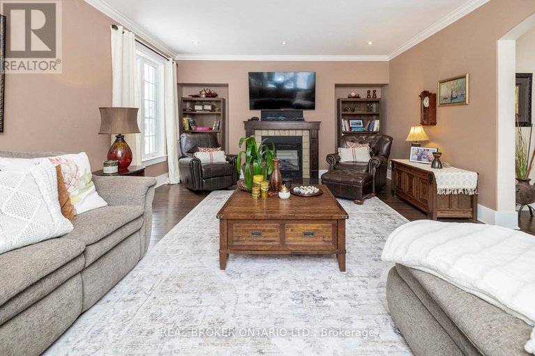 28546576/221-jensen-court/carp/ottawa/ontario/K0A1L0_20