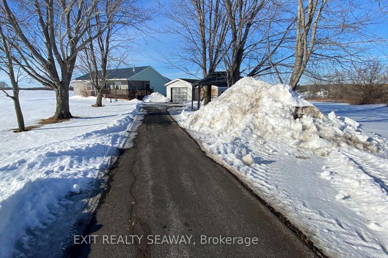 29385962/16825-county-rd-15-road/moose-creek/north-stormont/ontario/K0C1W0_41