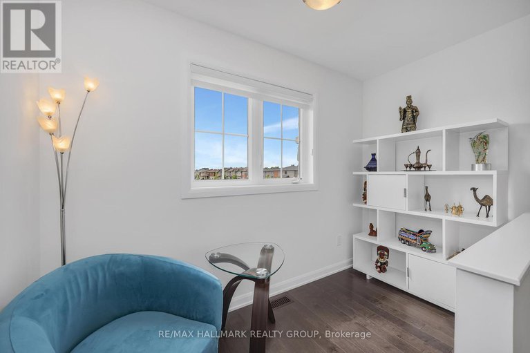 28574225/756-cappamore-drive/half-moon-bay/ottawa/ontario/K2J6W3_21