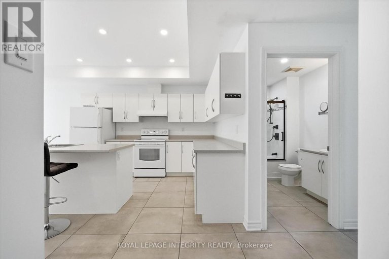 29425303/c-849-blackcomb-private/elmvale-acres/ottawa/ontario/K1G4E4_6