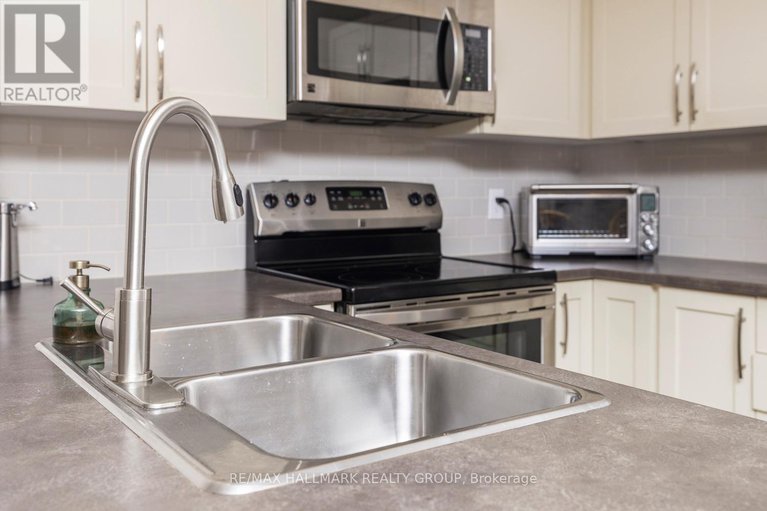 29449202/309-141-potts-private/notting-hillsummerside/ottawa/ontario/K4A0N7_19