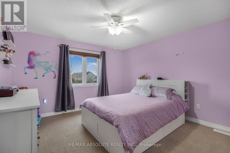 29664919/229-mica-crescent/town-of-rockland/clarence-rockland/ontario/K4K0E3_22