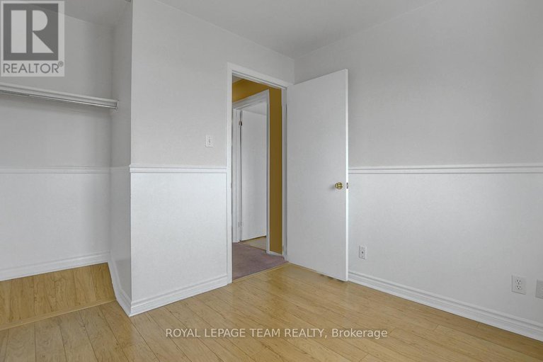 29253147/47-mcdermot-court/katimavik/ottawa/ontario/K2L3V5_30