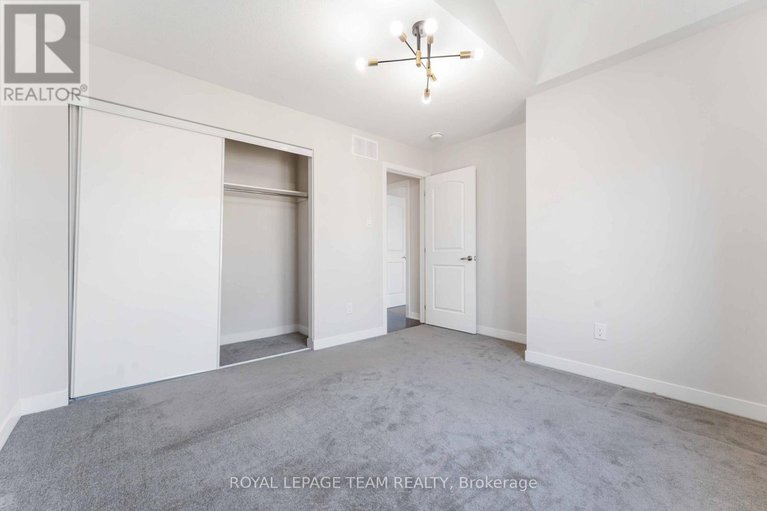 28703739/3040-travertine-way/half-moon-bay/ottawa/ontario/K2J6W9_37