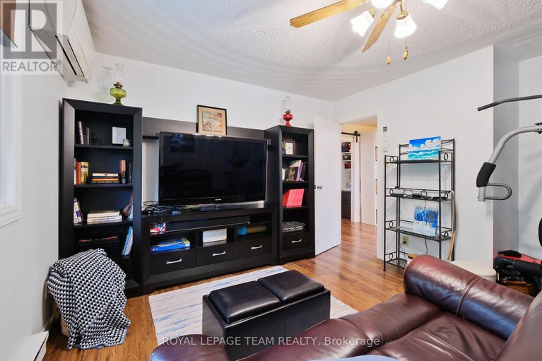 29371442/4440-tranquility-lane/constance-bay/ottawa/ontario/K0A3M0_20