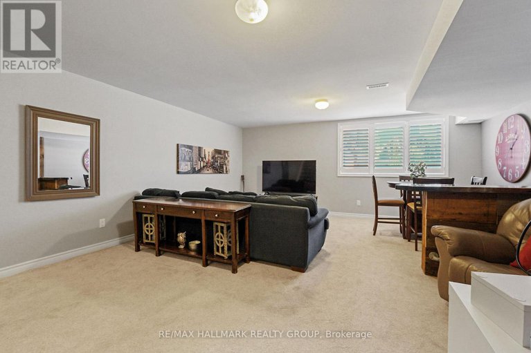 28645082/32-mccooeye-lane/stittsville-central/ottawa/ontario/K2S1B9_41