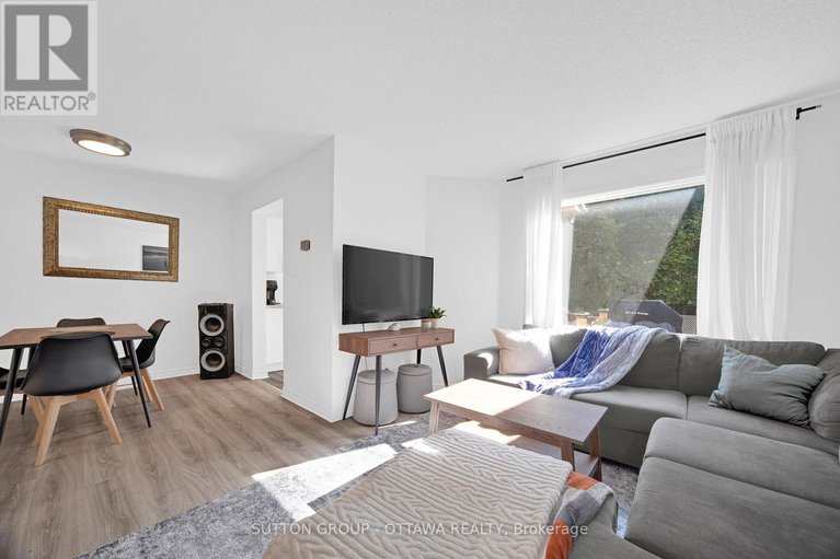28912115/313-stoneway-drive/barrhaven-east/ottawa/ontario/K2G6E7_6