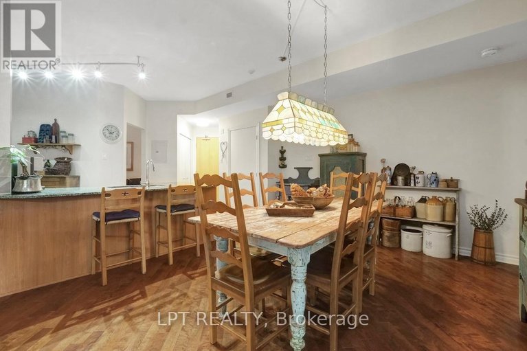 28929558/102-205-bolton-street/lower-townbyward-market/ottawa/ontario/K1N1K7_22