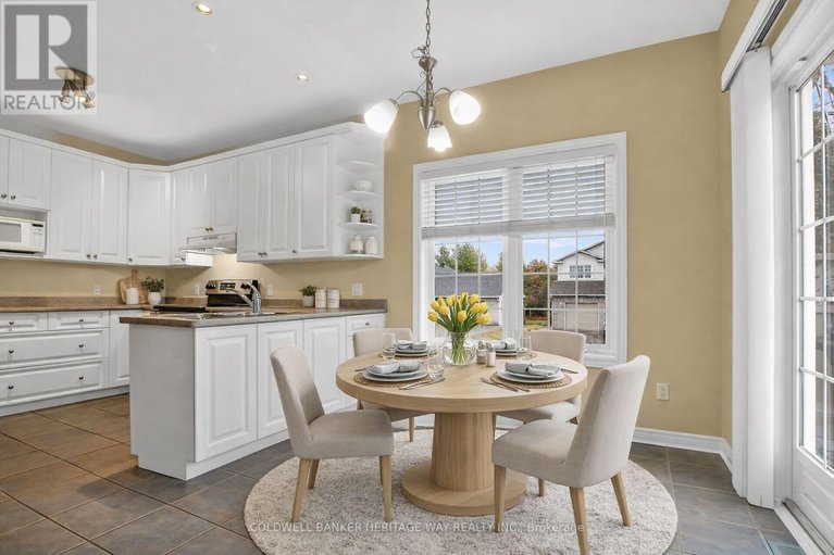 29616835/280-sarah-street/carleton-place/carleton-place/ontario/K7C2Y6_15