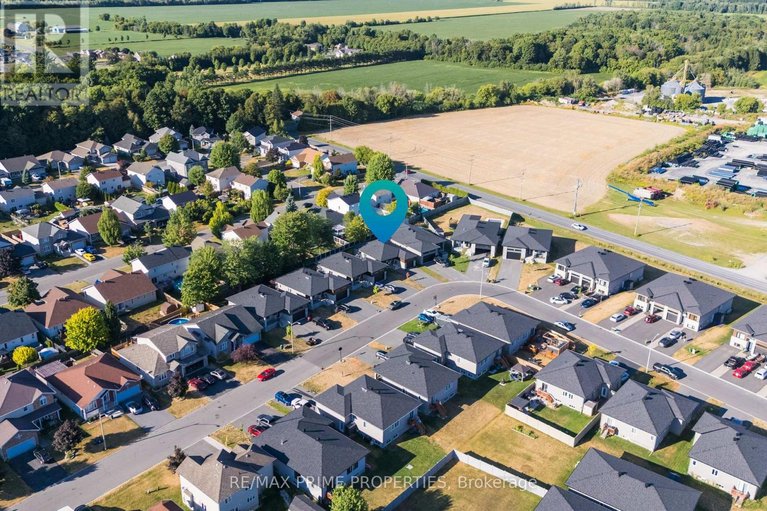 29565533/208-filion-street/embrun/russell/ontario/K0A1W0_47