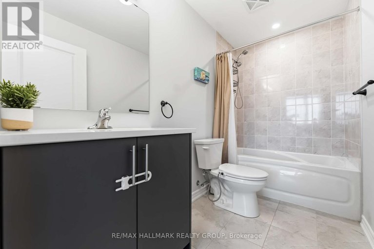 29612526/602-397-codds-road/cfb-rockcliffe-and-area/ottawa/ontario/K1K5C7_24