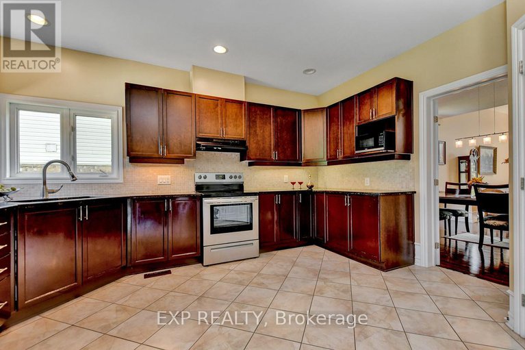 28619248/135-riversedge-crescent/riverside-southgloucester-glen/ottawa/ontario/K1V0Z8_12