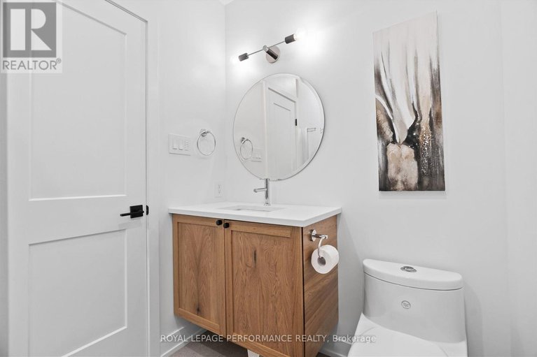 28543963/80-dagmar-avenue/vanier/ottawa/ontario/K1L5T4_33