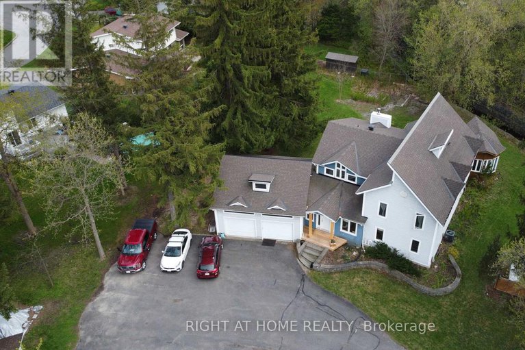 28315560/3208-richmond-road/bruce-farmgraham-parkqualicumbellands/ottawa/ontario/K2H5B6_3