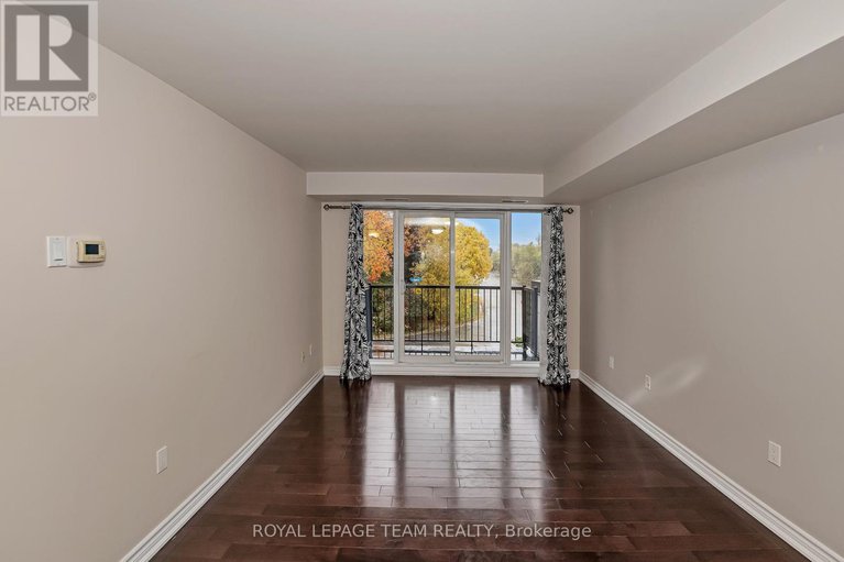 29030481/206-14-norice-street/meadowlandscrestview/ottawa/ontario/K2G2X4_10