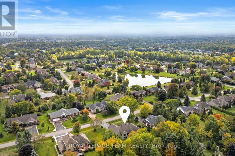 28915487/6903-twin-lakes-avenue/greely/ottawa/ontario/K4P1P1_45
