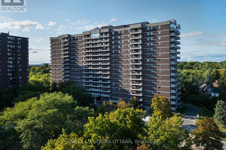 28848495/105-1705-playfair-drive/playfair-park/ottawa/ontario/K1H8P6_1
