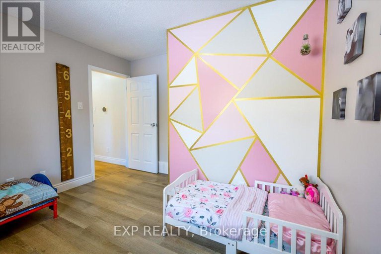 29166870/702-cedar-hill-road/pakenham/mississippi-mills/ontario/K0A2X0_16