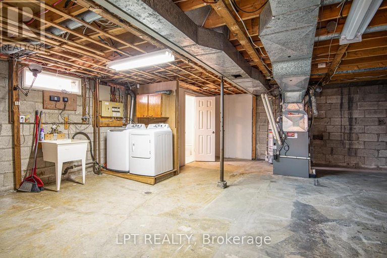 29606503/2317-elmira-drive/parkway-park/ottawa/ontario/K2C1H3_40