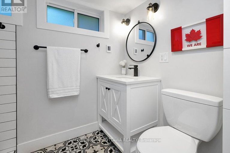 28515359/1162-deer-park-road/city-viewskylinefisher-heightsparkwood-hills/ottawa/ontario/K2E6H3_30