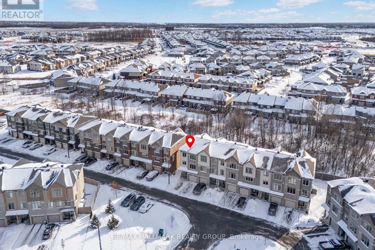 29294452/26-barn-swallow-private/riverside-southgloucester-glen/ottawa/ontario/K4M0H5_44