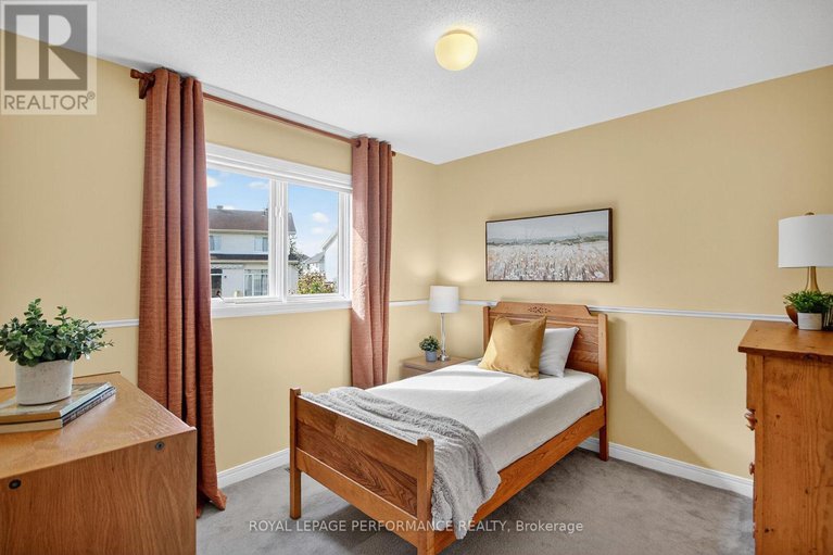 28978665/159-longshire-circle/longfields/ottawa/ontario/K2J4L2_24