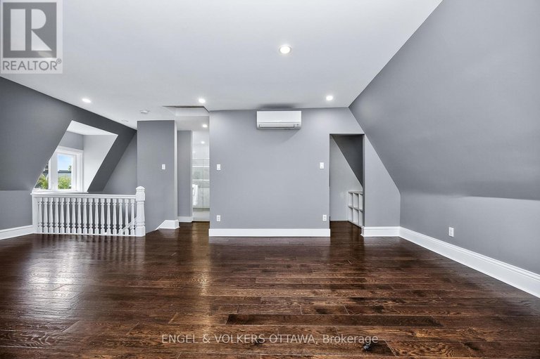 28640423/172-cartier-street-n/ottawa-centregolden-triangle/ottawa/ontario/K2P1K9_25