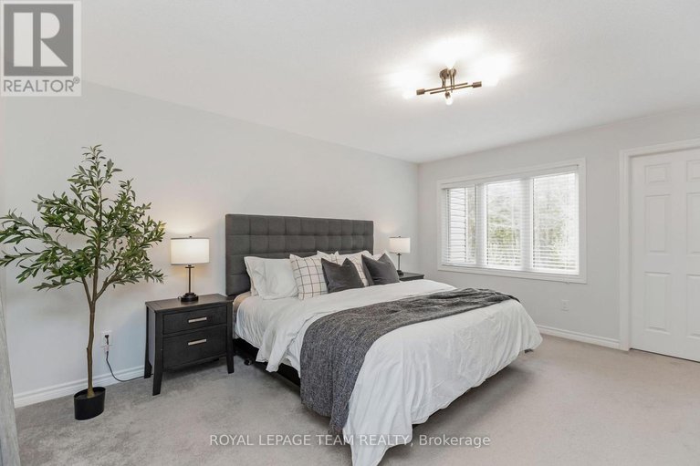 28283530/523-parade-drive/stittsville-south/ottawa/ontario/K2S0X8_22