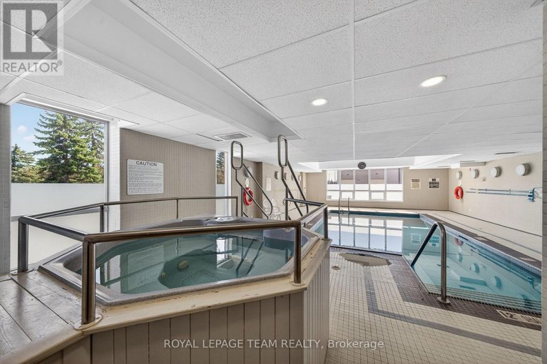 29651493/811-120-grant-carman-drive/mooneys-bayrevelstoke/ottawa/ontario/K2E1C8_44