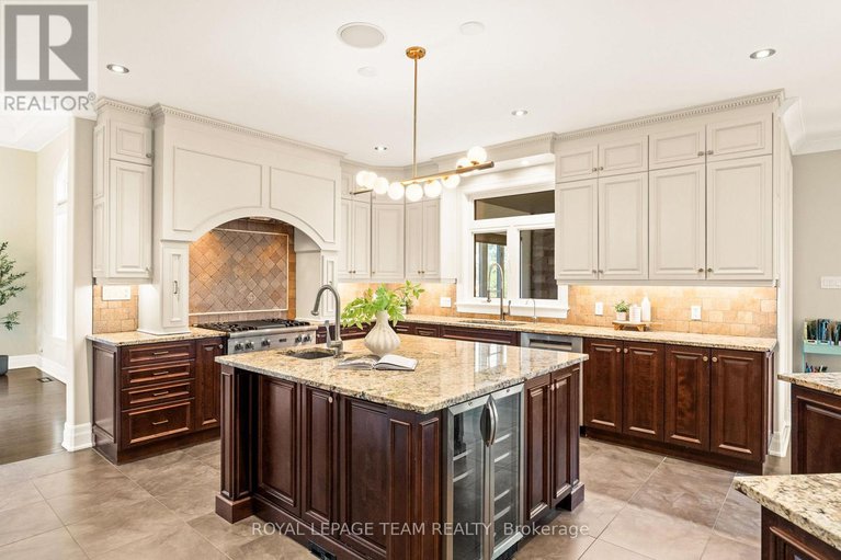 28452821/6132-pebblewoods-drive/greely/ottawa/ontario/K4P0A1_12