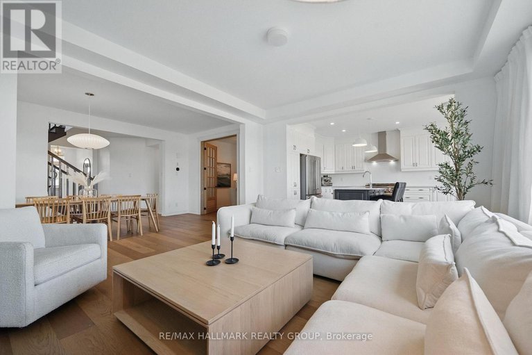 28632763/824-henslows-circle/avalon-west/ottawa/ontario/K4A5H6_13
