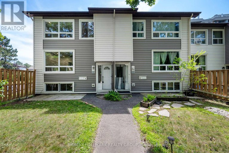 28896443/m-15-banner-road/sheahan-estatestrend-village/ottawa/ontario/K2H8T3_1