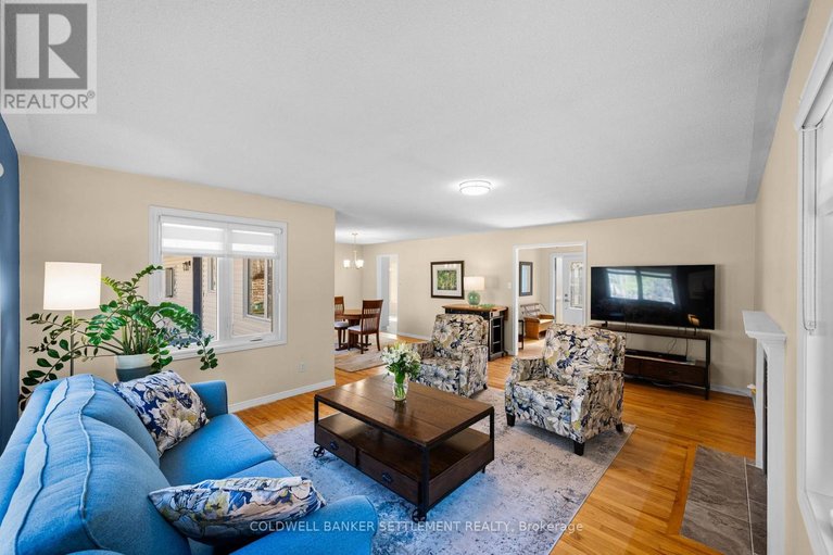 29662329/355-otty-way/drummondnorth-elmsley-north-elmsley-twp/drummondnorth-elmsley/ontario/K7H0E5_20