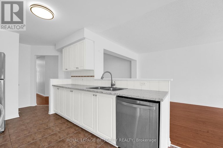 28572990/119-deercroft-avenue/longfields/ottawa/ontario/K2J5H7_17