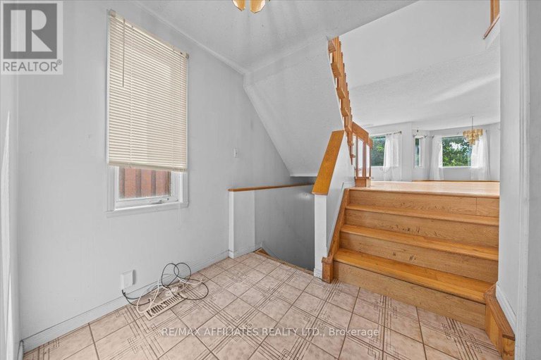 28835294/1024-miss-ottawa-street/beacon-hill-south/ottawa/ontario/K1J7B1_4